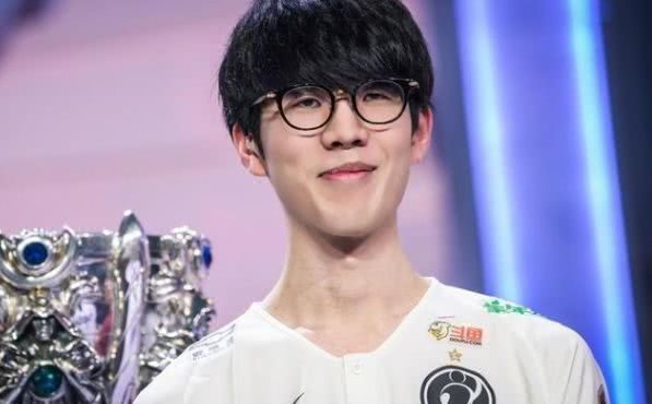 WBG官宣：Bin正式离队